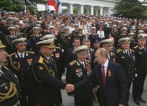 Владимир Путин на Графской пристани в Севастополе 9 мая 2014 г.