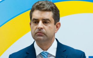 Посол киевской хунты в Риге Евгений Перебейнос