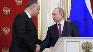 Новый президент Молдавии Игорь Додон встрпетился с президентом РФ, говорил о сближении с Россией, но отказался признать Крым российским. 